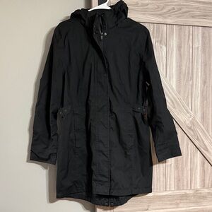 The North Face Black Women's lightweight Jacket